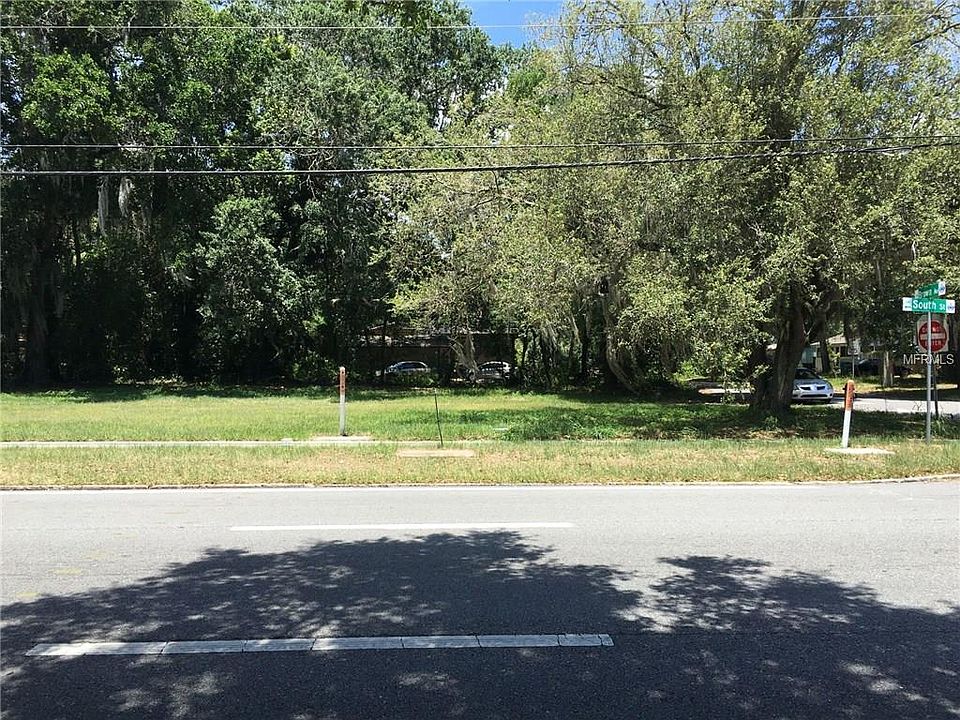1st image of 1223 E South St