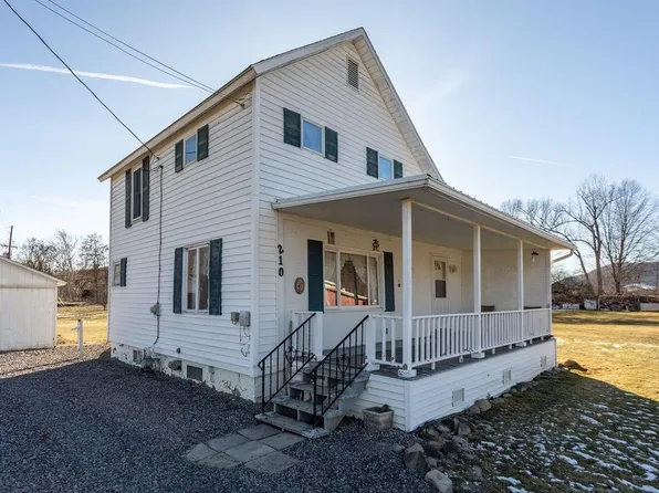 210 W Railroad Ave, Knoxville, PA 16928