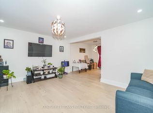 42 Pixley Cres, Toronto, ON M1E3G6