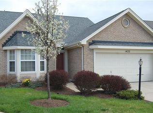 1423 Trafalgar Ct, Centerville, OH 45459
