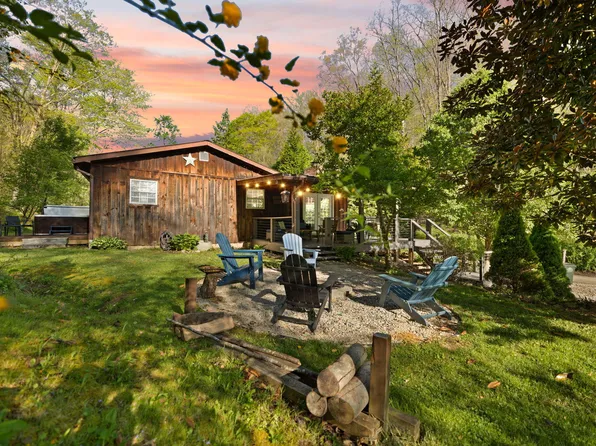 3853 Skidmore Rd, Frenchburg, KY 40322