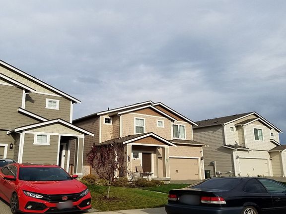 3rd image of 2027 193rd St E