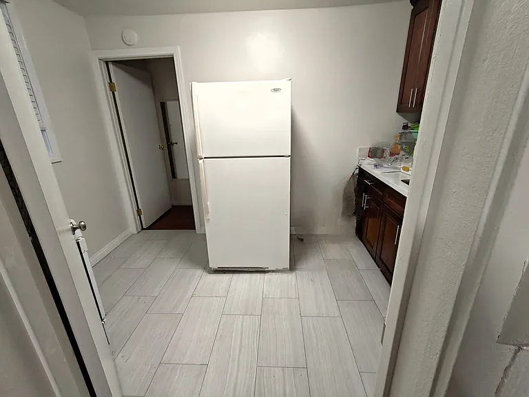 1510 S Campbell Ave #4 — Photo 4