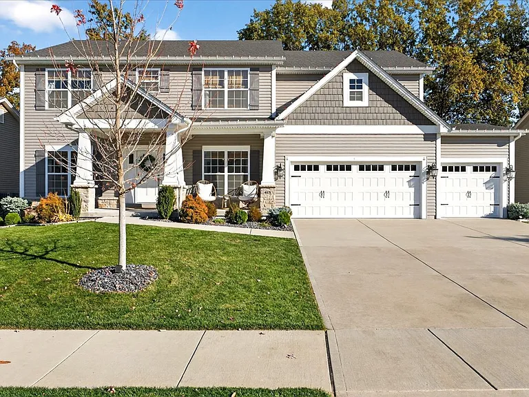 415 Filipp Ln — Photo 6