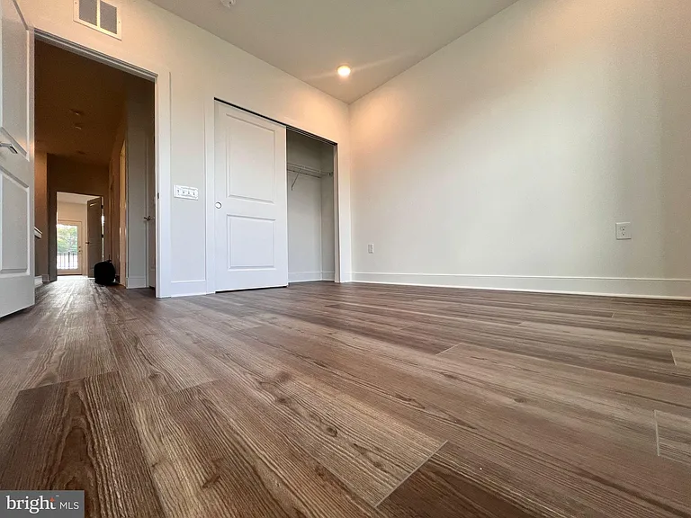 10840 Cedar Ave — Photo 10