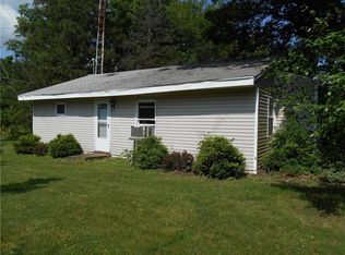 22931 Edgewood Rd, Ashmore, IL 61912