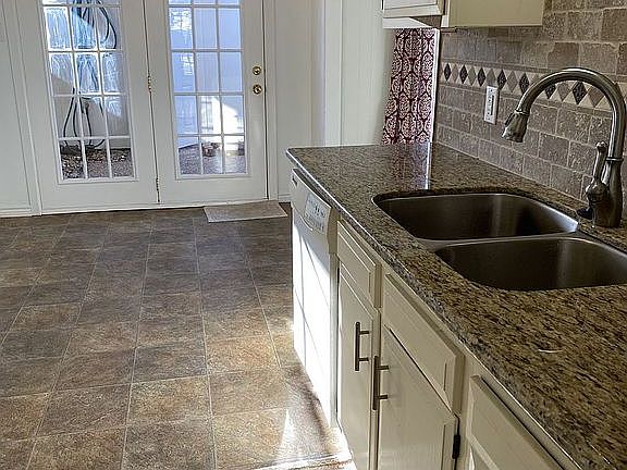 5th image of 5866 Meadow Way