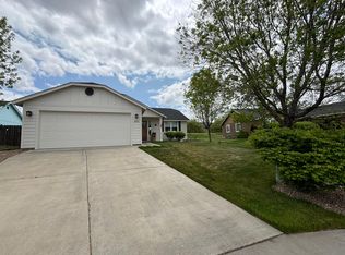 454 NE Spruce Ct, Redmond, OR 97756