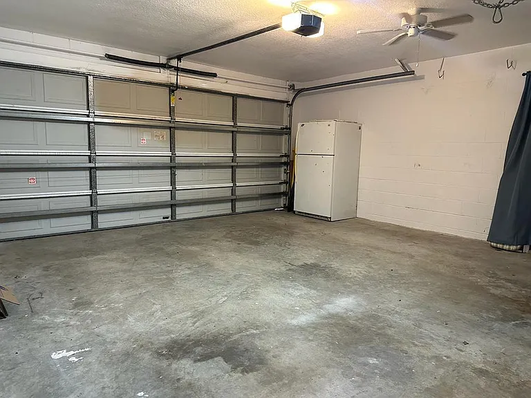 3204 Catherine Wheel Ct — Photo 12