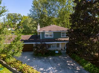 367 Birch Ct, Roselle, IL