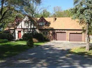 1621 Neff Rd, Dayton, OH 45414