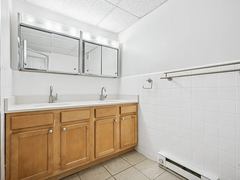 Academia Suites — Photo 8