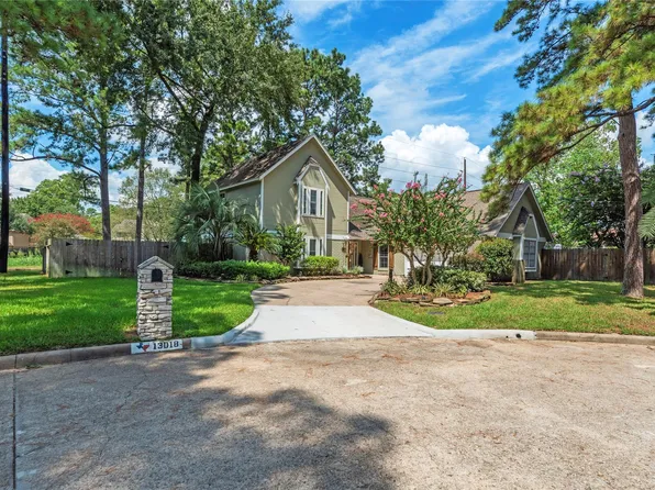 13018 Lemur Ln, Cypress, TX 77429