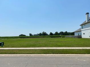 205 Kingfisher Dr, Lafayette, LA 70508