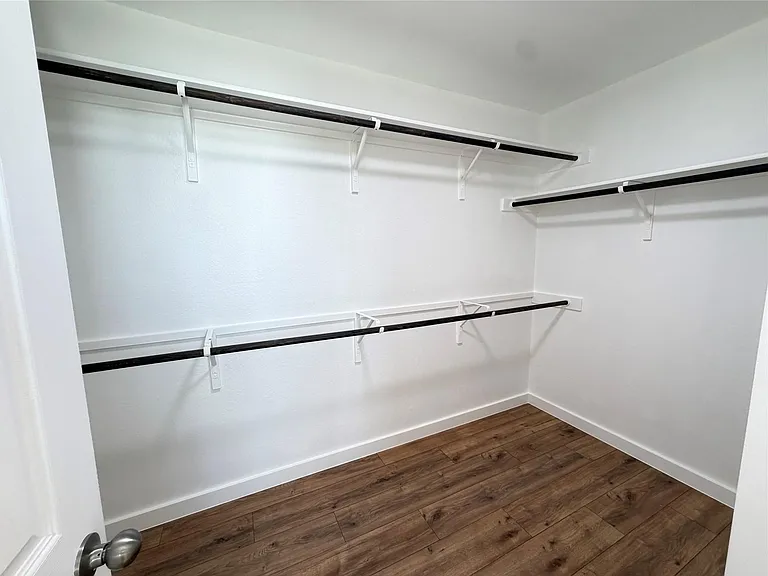 10321 Forest Grove Dr — Photo 13