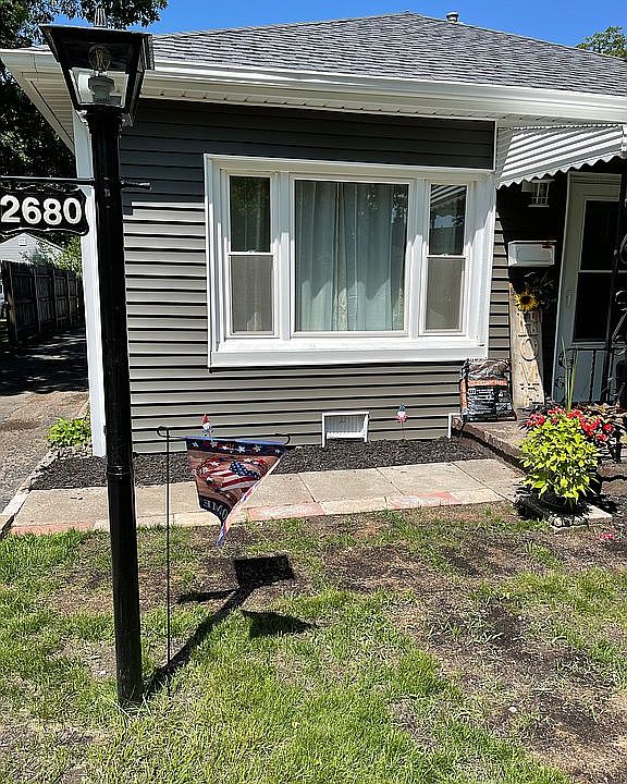 1st image of 2680 Knox St