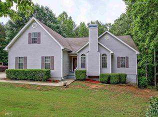 230 Otara Woods Dr, Newnan, GA