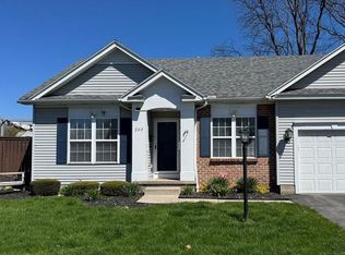 202 Twin Pines Ct, Rochester, NY 14616