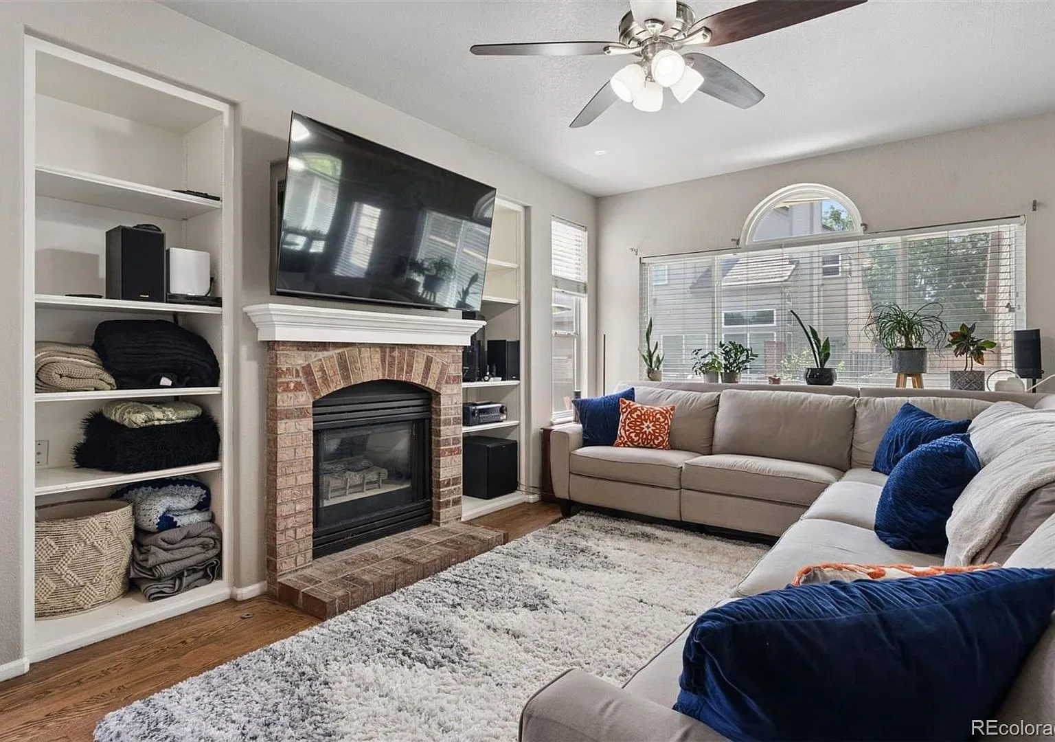 Beautifully Remodeled 6-Bed, 4-Bath Luxury Home in Columbine Knolls South Neighborhood With 3-Car... — Photo 3
