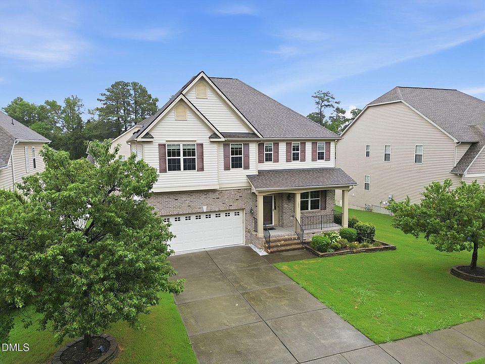 1st image of 405 Liberty Rose Dr