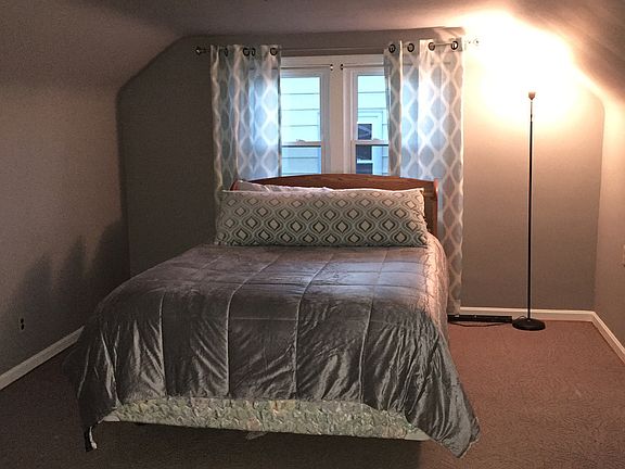 2nd image of 4613 Wood Ave