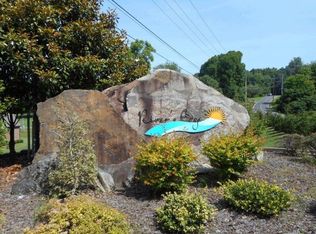262 Madison Walk, Piney Flats, TN 37686