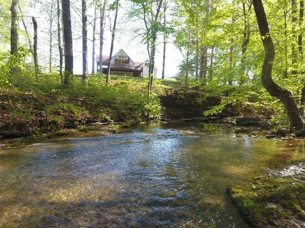 80 Woods Rd, Nancy, KY 42544