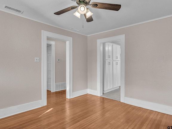 5th image of 1014 S College Ave