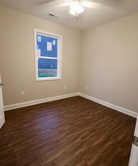 612 Vang Ct #612 — Photo 9