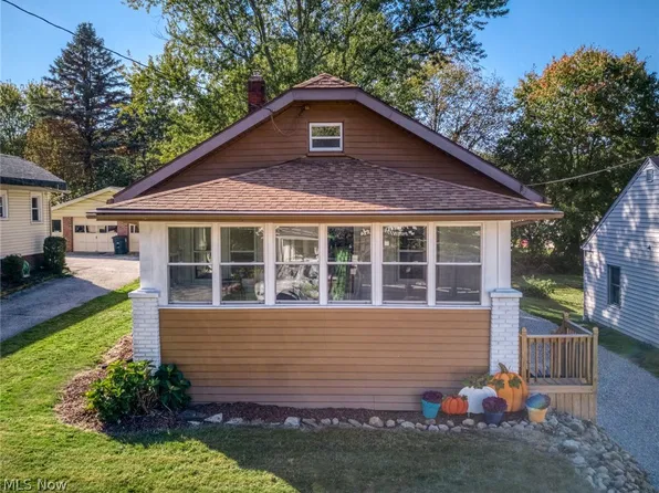 720 Utica Ave, Akron, OH 44312