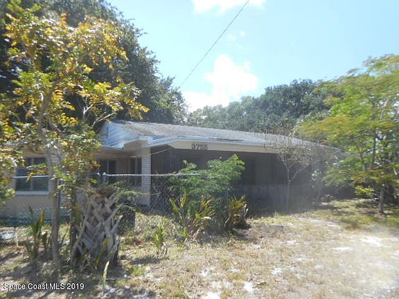 2nd image of 3755 Lakeview Dr