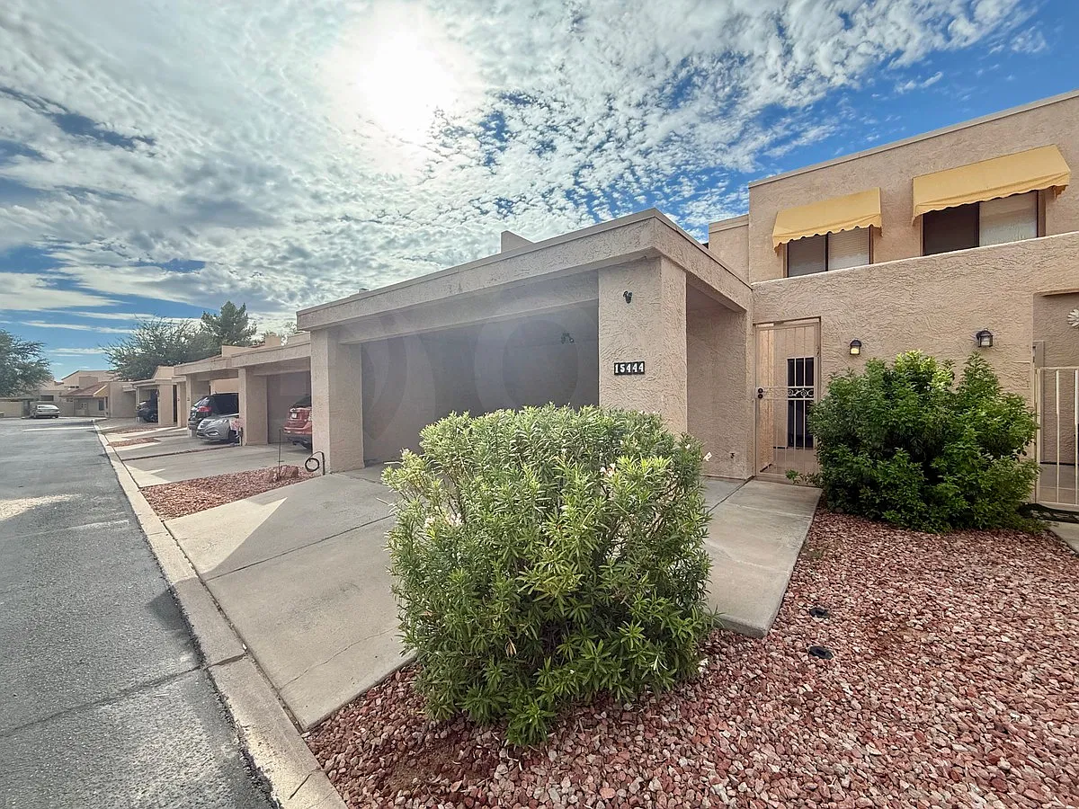 2 bed, 2.0 bath, 1225 sqft, $1,895 — Photo 3