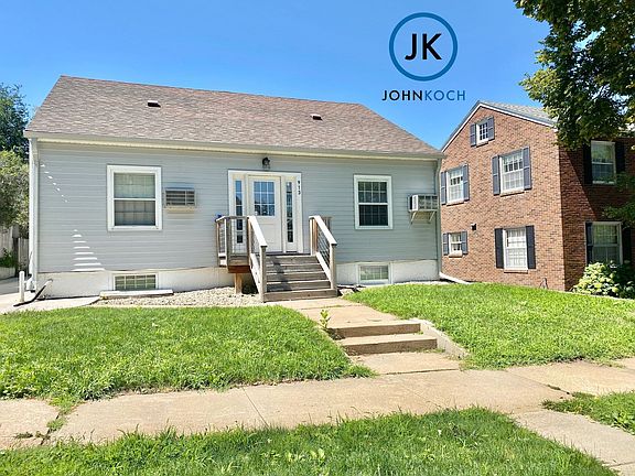 4th image of 913 S 1st Ave APT 2