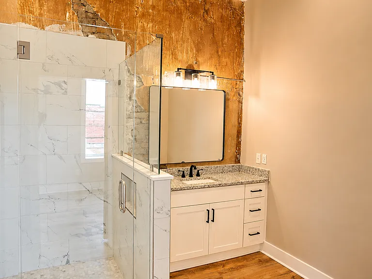 128 N Water Ave — Photo 5