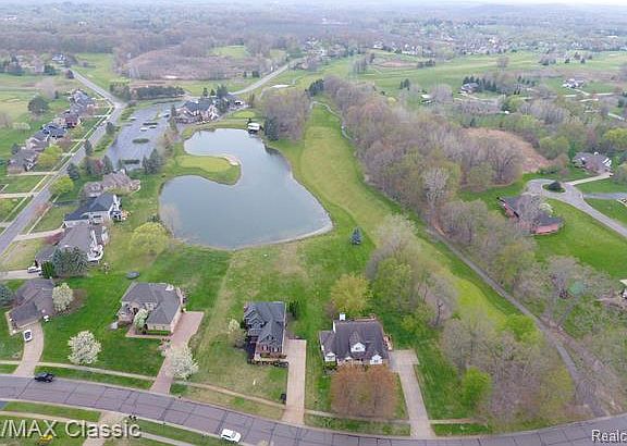 4th image of 2308 Mayfair Dr