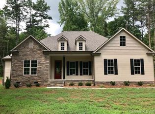 4518 Cayton Dr, Maiden, NC 28650