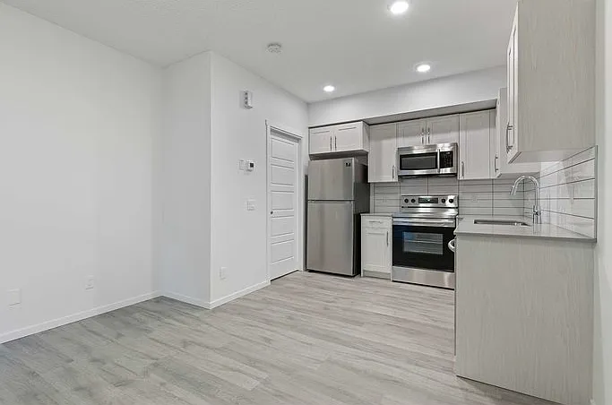 3823 Chrustawka Pl SW #1A — Photo 6