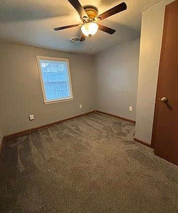 4th image of 281 Barnhart St