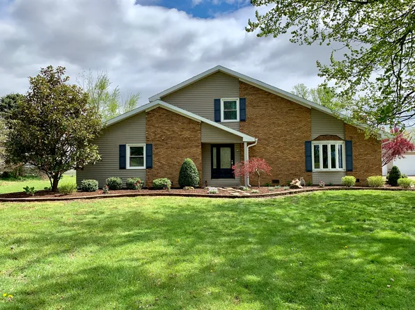 12724 E 700th Rd, Mount Carmel, IL 62863