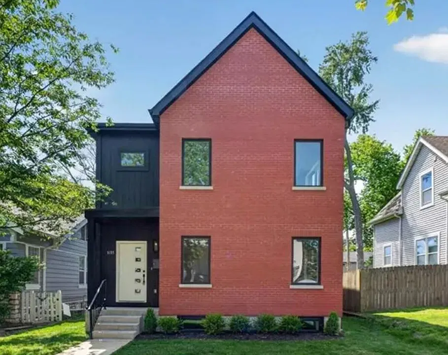 1035 Blendon Pl