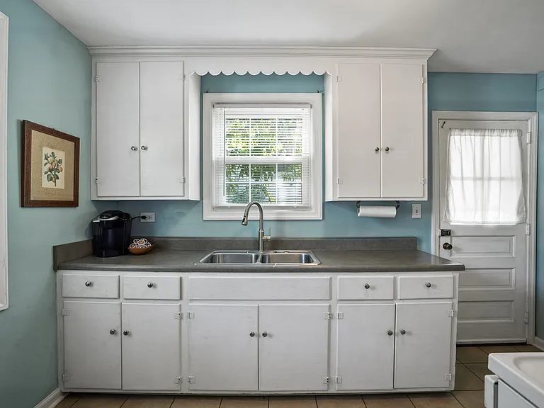1322 Chesapeake St — Photo 37