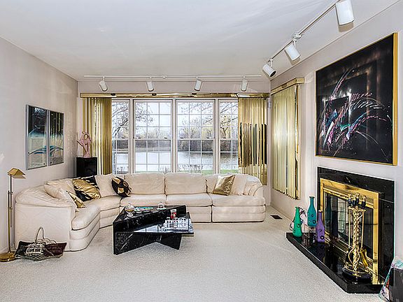 4th image of 162 Princeton Ln #162