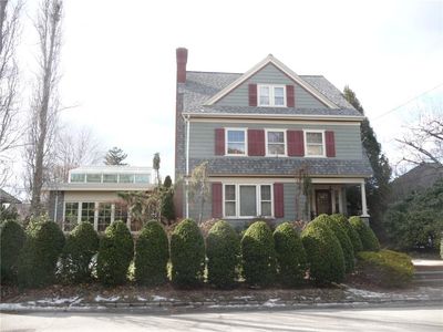 15 Kensington Rd, Cranston, RI, 02905
