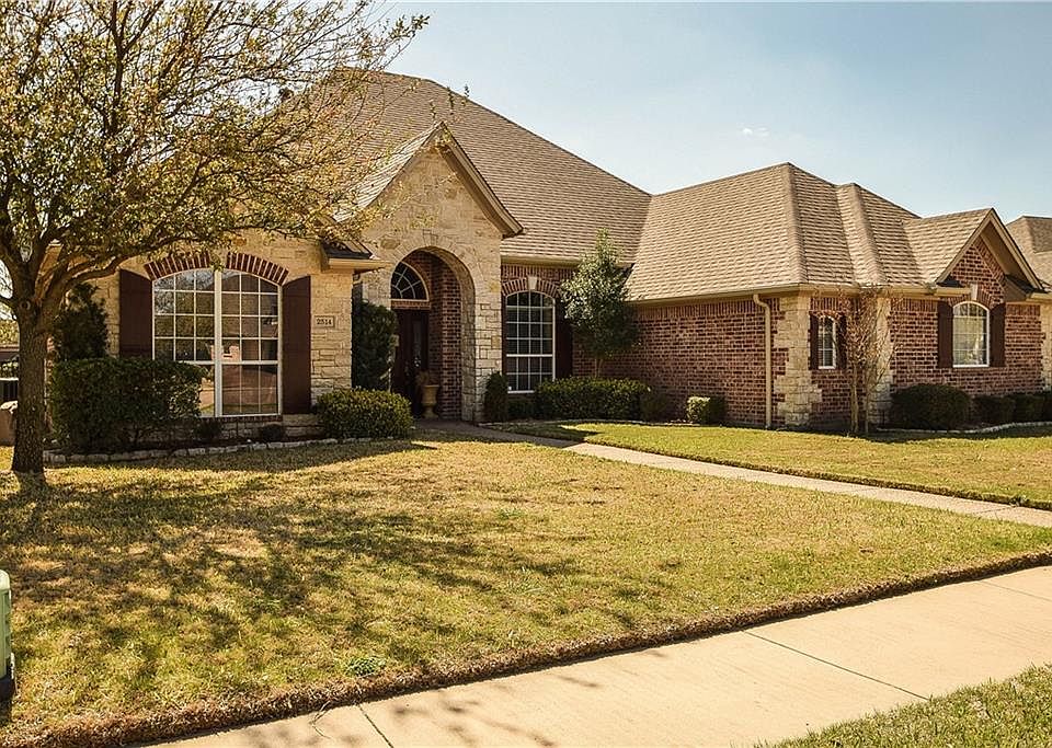 1st image of 2514 Waters Edge Dr