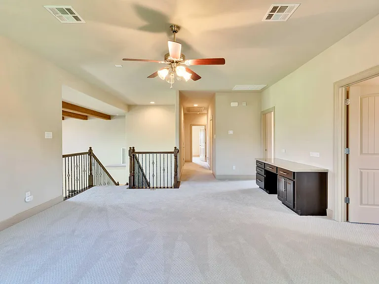 2500 Speidel Dr — Photo 44