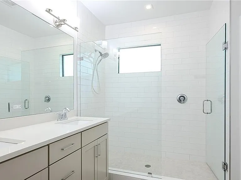 7320 Rockefeller Dr — Photo 13