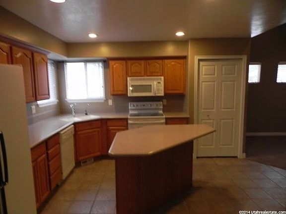 4th image of 6992 S Jordan Close Cir