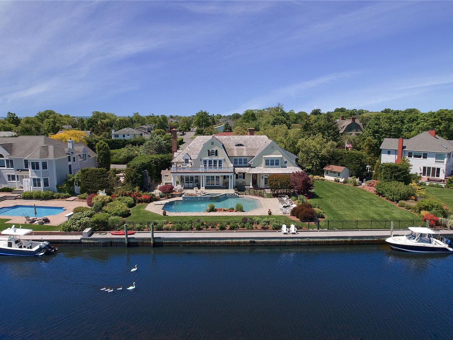 7 Landing Lane, West Islip, NY 11795 Zillow