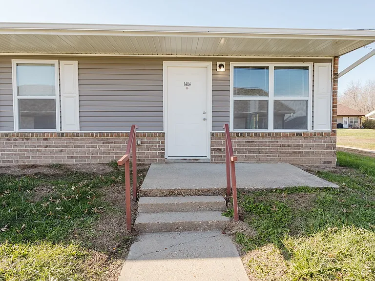 1105 Jones Ave — Photo 14