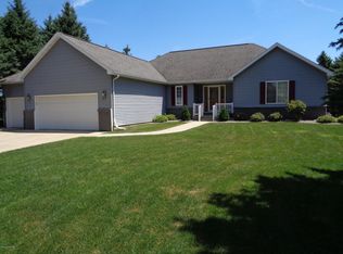 301 25th St SW, Austin, MN 55912